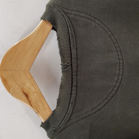 Carhartt Green Size Small Mens Pullover Sweatshirt Distressed Collar - Picture 9 of 11